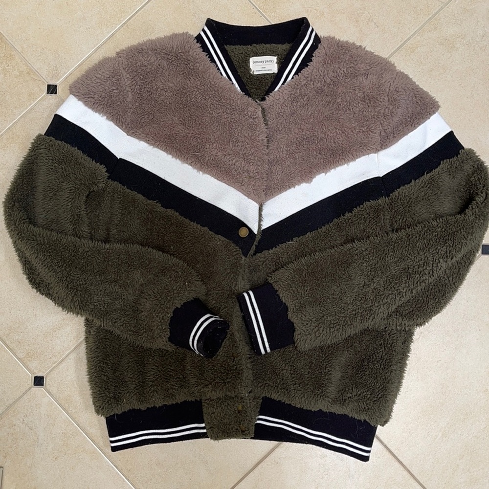 LAST CHANCE SALE! Sporty tri-color teddy bear jacket
